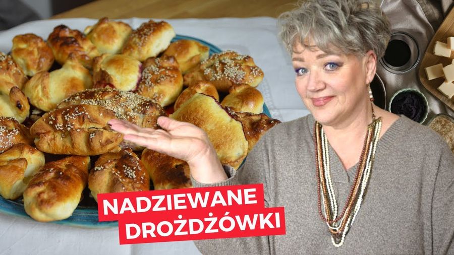 Przepis na Domowe drożdżówki z owocami